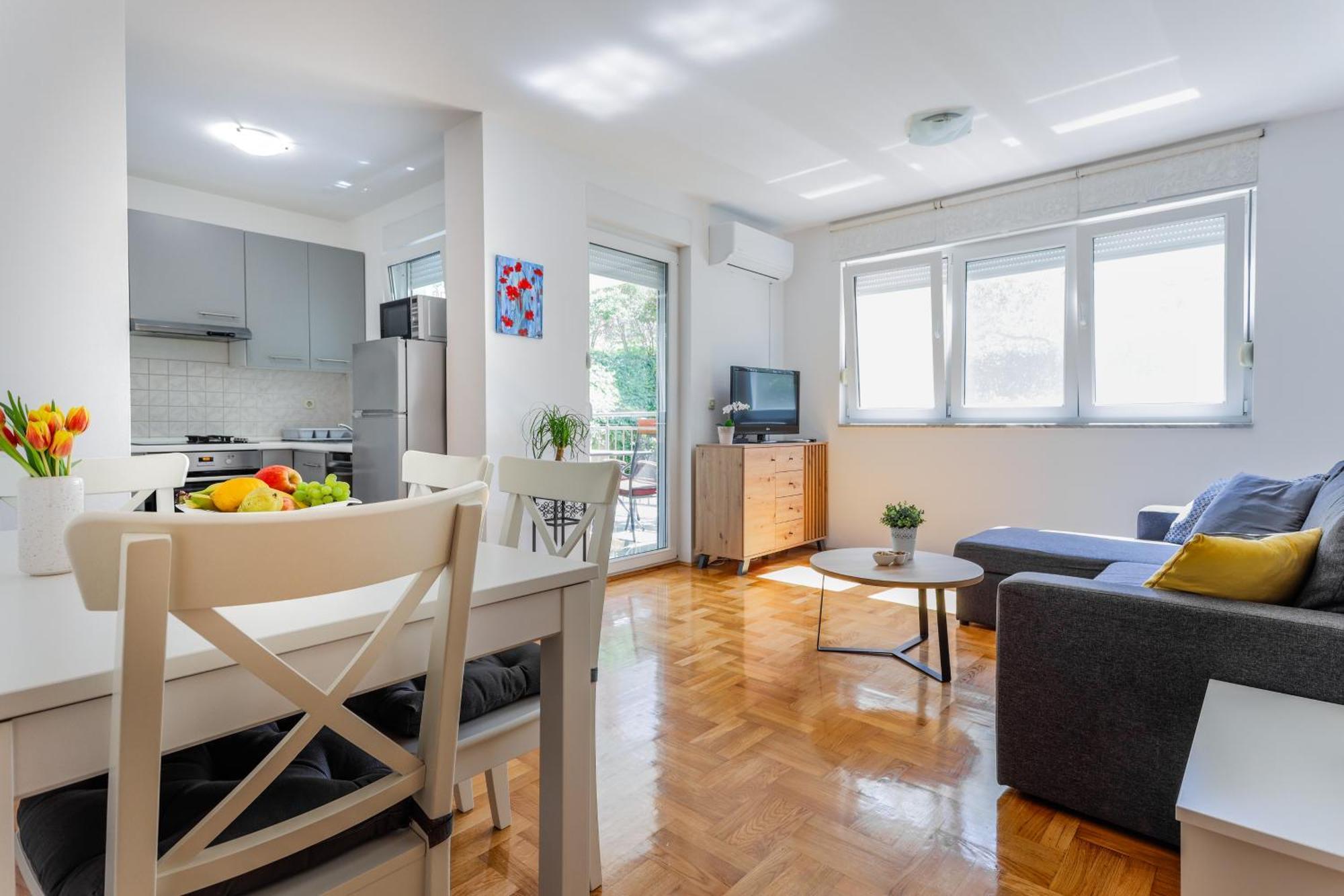 Lovely Apartment ซาดาร์ ภายนอก รูปภาพ